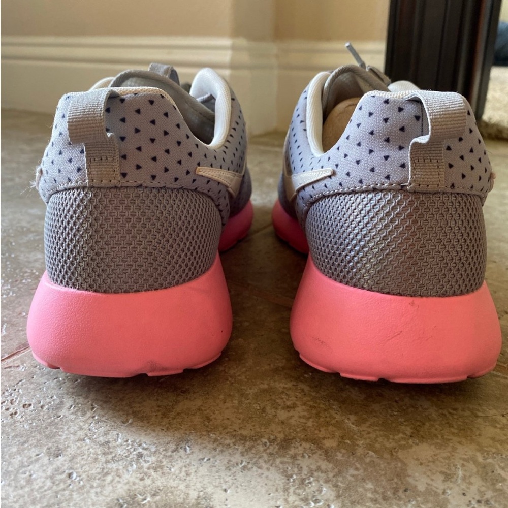 Nike Shoes for women | Nike Roshe One Athletic Sneakers Womens size 11 - Picture 11 of 12
